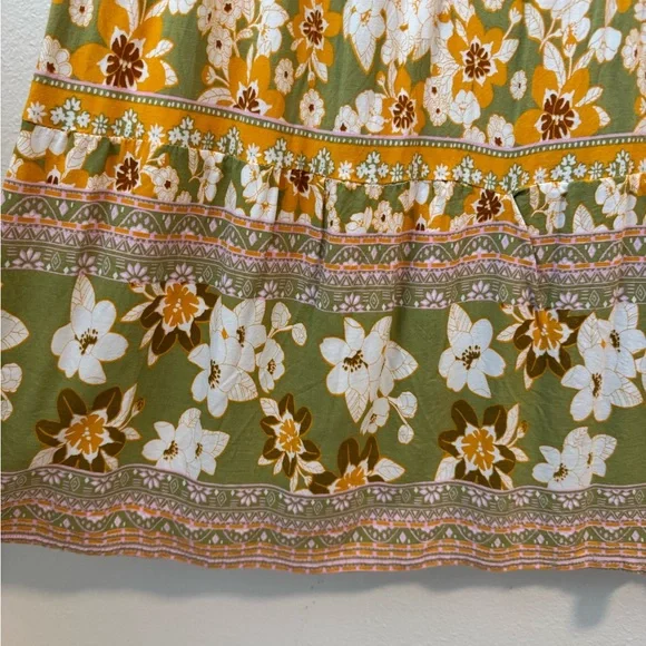 Green floral dress - Picture 3 of 5